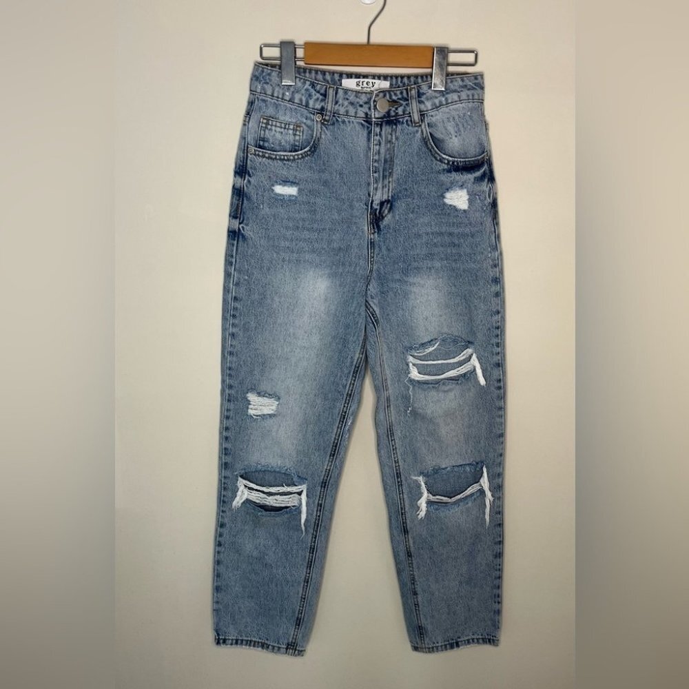 GREY Bandit High Rise Distressed Straight Jean 25​